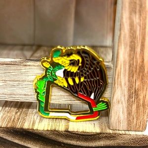 Hat Pin Mexican Eagle Vintage Vintage Mexican Flag colors New
